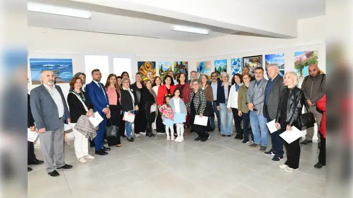 Kaklıç Sanat Akademisi’nin yıl sonu sergisine büyük ilgi