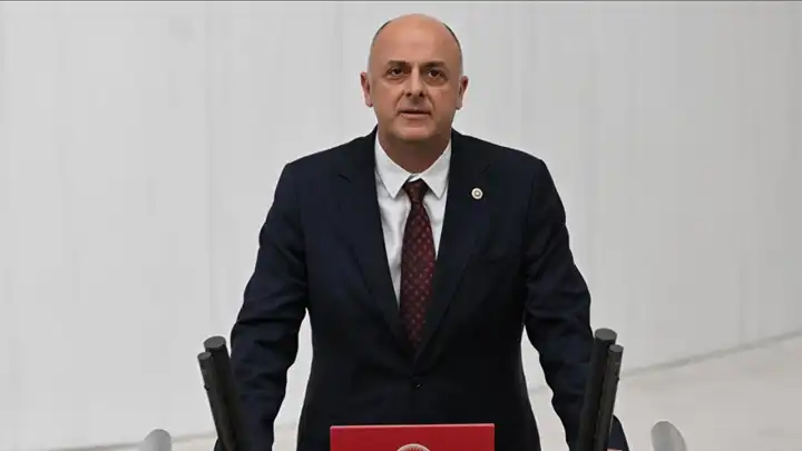 Özlale’den 1 Mayıs mesajı: Prekarya büyüyor