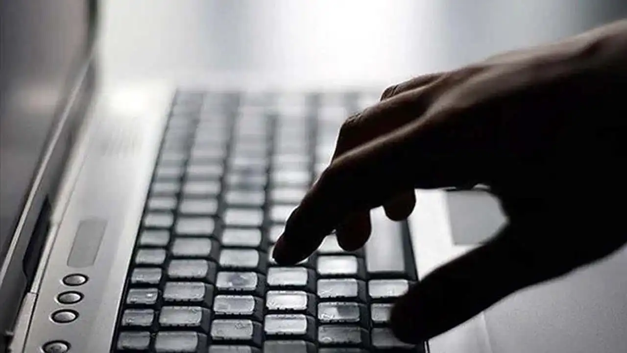 SPK’dan 34 siteye erişim engeli: Yasa dışı kaldıraçlı işlem tespit edildi haberinin görseli