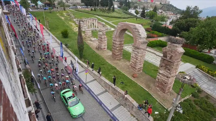 60. Cumhurbaşkanlığı Türkiye Bisiklet Turu'nda 6. etabın startı verildi