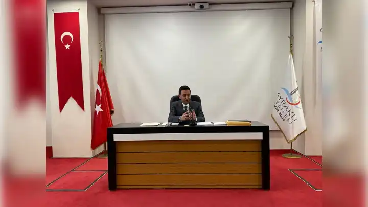 Bayraklı Belediye Meclisi’nde gergin anlar: Hizmet sorunları ve siyasi ithamlar