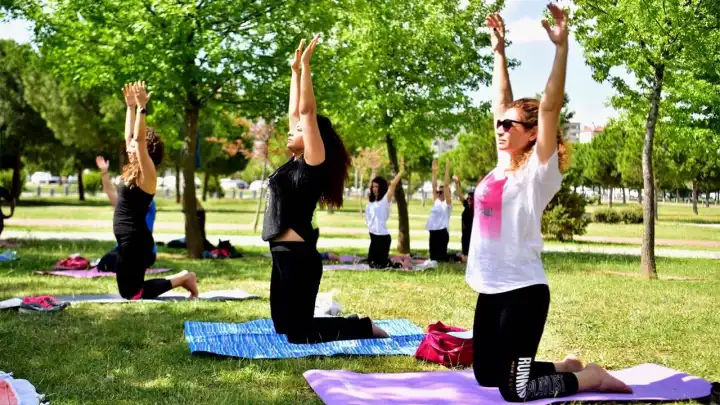 Bornova’da 8500 yıllık tarihte yoga buluşması