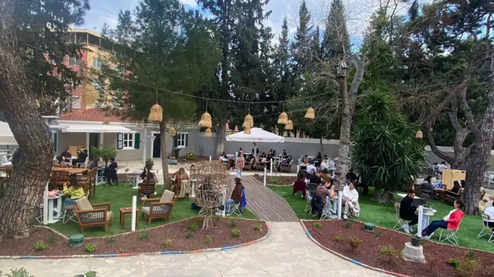 Bornova’ya yeni soluk: Andria Köşkü’nde bir kahve molası| Coffee Lab Bornova’ya nasıl gidilir?