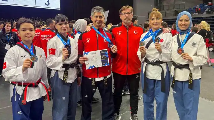 Gaziemir’in taekwondocuları Avrupa’da tarih yazdı