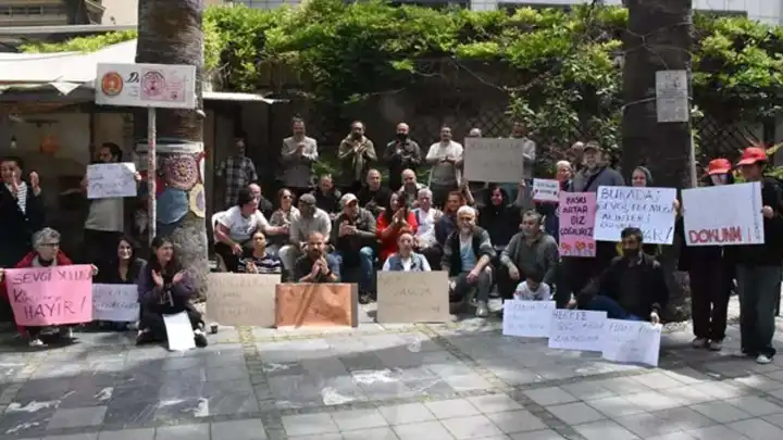 İzmir Konak esnafından belediyeye tepki: Sokak mutsuz başkanım