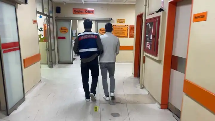 İzmir merkezli DEAŞ operasyonu: 35 gözaltı