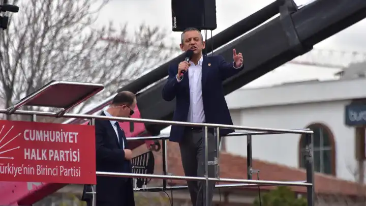 CHP lideri Özel’den Cumhurbaşkanı Erdoğan’a: Sıran gelince gideceksin, yerine başkası geçecek