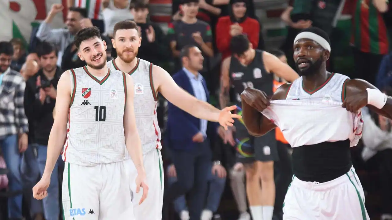Karşıyaka’nın potada işi zor haberinin görseli