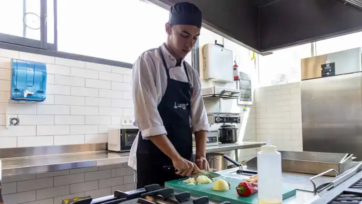 Refik Ege Kaşıkçı Gastro Genç İzmir Yemek Yarışması’nda büyük bir başarıya imza attı