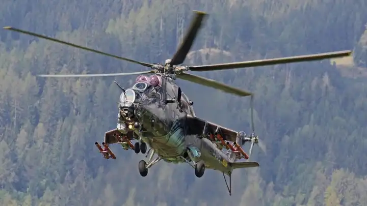 Uçuştan dönen helikopter yere çakıldı!