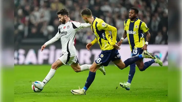 Fenerbahçe- Beşiktaş derbisinde ilk yarıda golsüz beraberlik