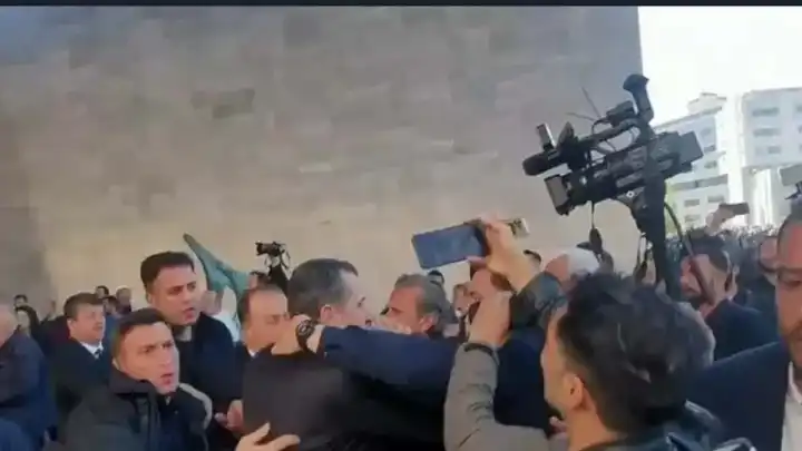 İzmir’in milletvekillerinden saldırı açıklamaları: Kim ne dedi?