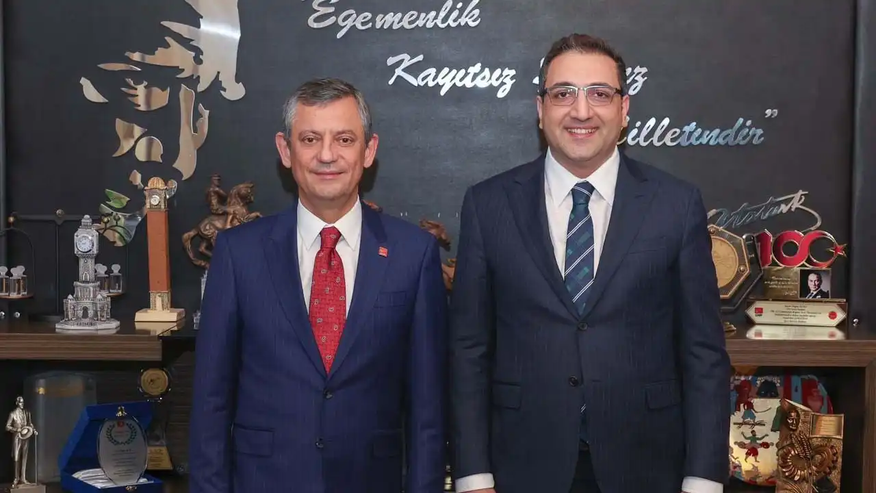 Özel’e yapılan saldırıya İzmir’in başkanlarından tepki yağdı haberinin görseli