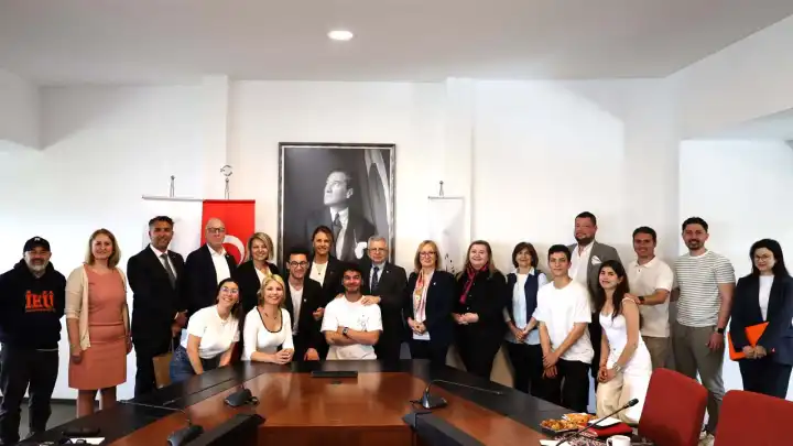 Spor ile eğitimin gücünü İzmir'de birleşti