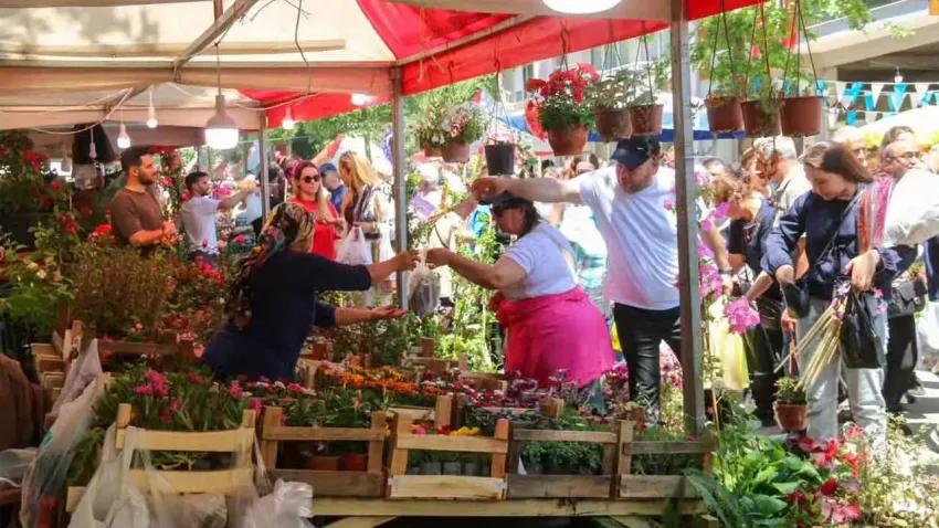 Bayındır Çiçek Festivali'nin son günü de dopdoluydu