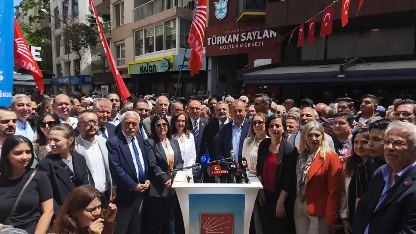 CHP İzmir’den Özgür Özel’e yapılan saldırıya sert tepki: Geri çekilmeyeceğiz!