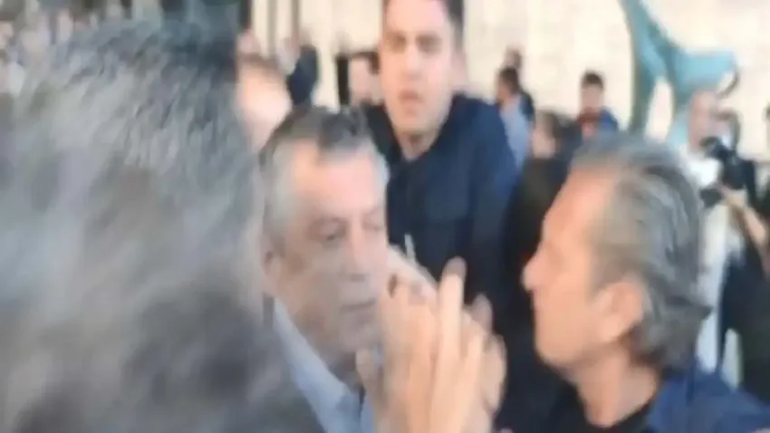 CHP lideri Özel’e saldıran Selçuk Tengioğlu: Spontane olarak sağ elim kalktı, planlamamıştım