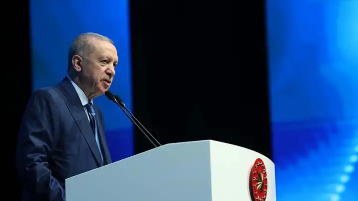 Cumhurbaşkanı Recep Tayyip Erdoğan, Türk Kızılay Genel Kurulunda haberinin görseli