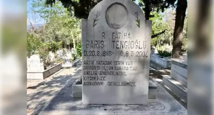 Özgür Özel’e saldıran kişinin oğlunun mezarındaki yazı şoke etti