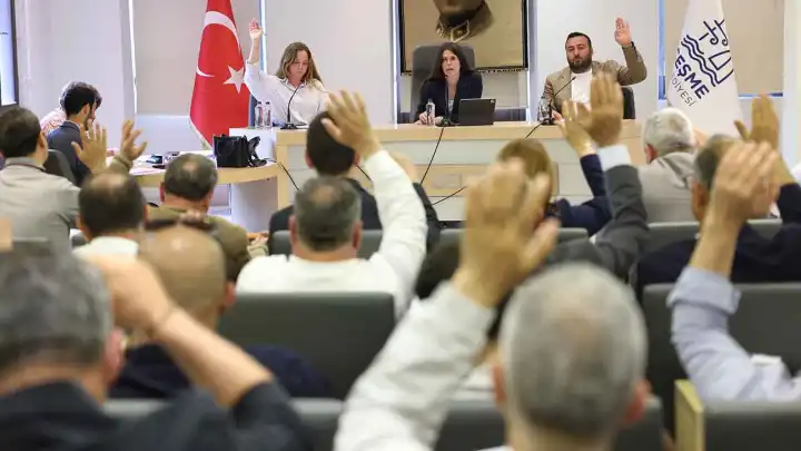 Çeşme Belediyesi Mayıs Ayı Olağan Meclis Toplantısı yapıldı