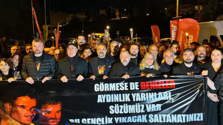Kurun: Devrimcilerin mücadelesi hala gençliğe yol gösteriyor