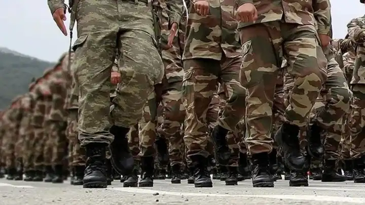 Askerlik 3 aya mı düşüyor? Askerlik süresi kısalacak mı?