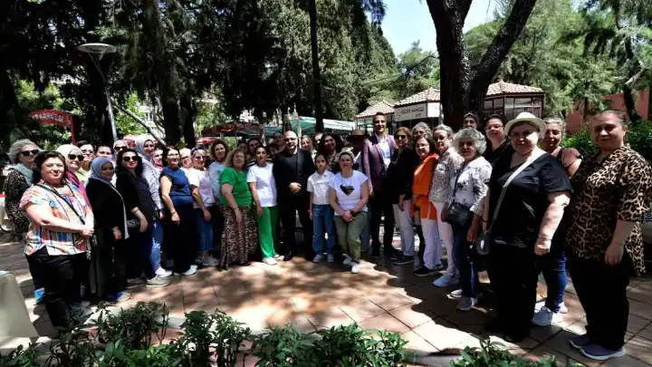 Bornovalı kadınların El Sanatları Sergisi Büyükpark’ta açıldı
