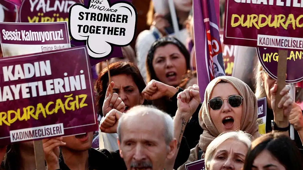 Erkek şiddetinin nisan raporu açıklandı: 20 kadının hangi bahane ile öldürüldüğü tespit edilemedi haberinin görseli