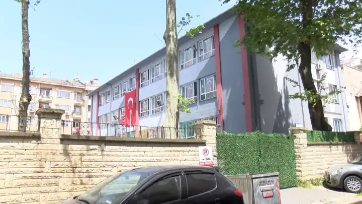 İlkokulda yangın paniği: Veliler okula akın etti