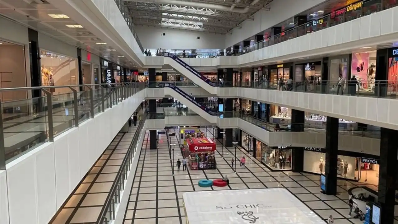 Bakanlıktan yeni düzenleme: AVM etiketi her yerde kullanılamayacak haberinin görseli