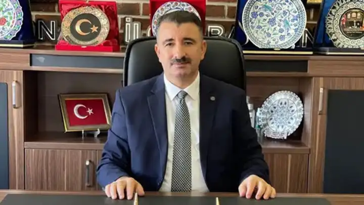 Başdaş’tan Konak Belediyesi’ne tepki: Kemeraltı çöp yığınlarında nefes almaya çalışıyor