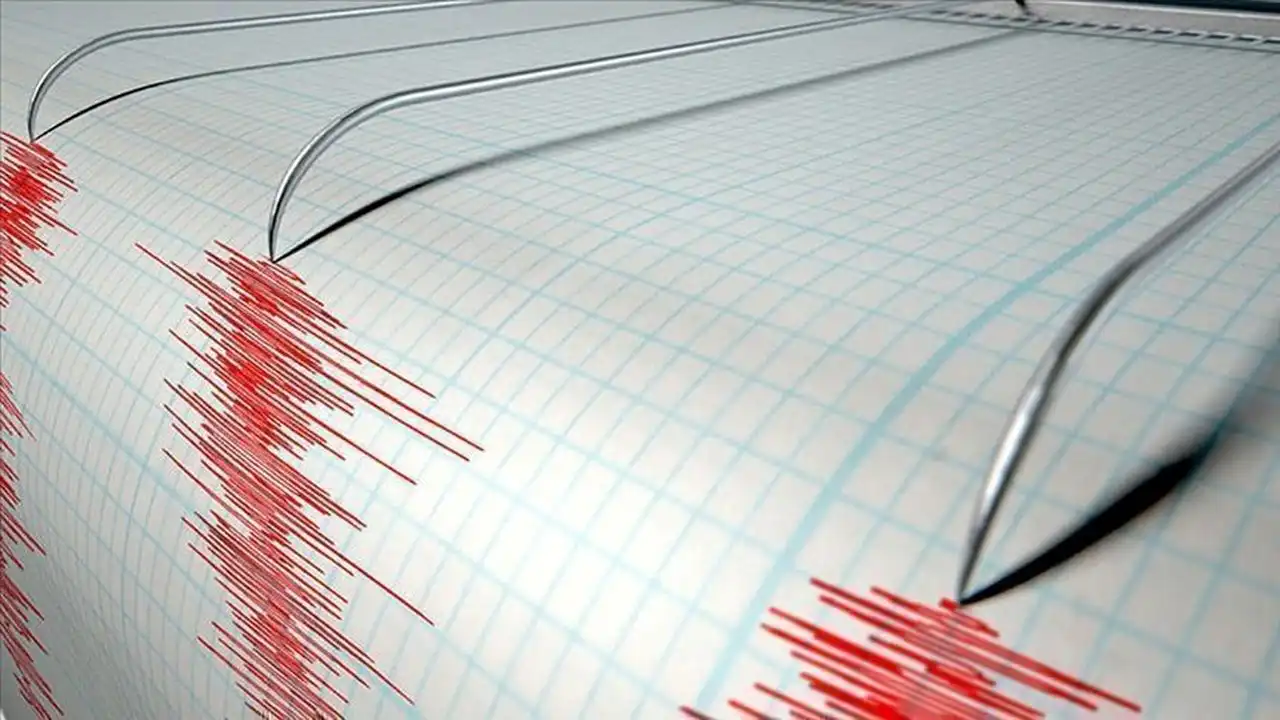 İran'da büyük deprem! haberinin görseli