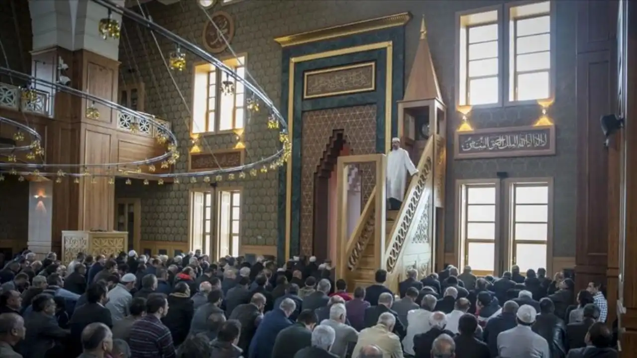9 Mayıs Cuma Hutbesi nedir? Cuma Hutbesi konusu ne? haberinin görseli