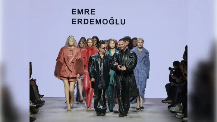 Emre Erdemoğlu’nun Barlas Koleksiyonu Bakü’de tanıtıldı