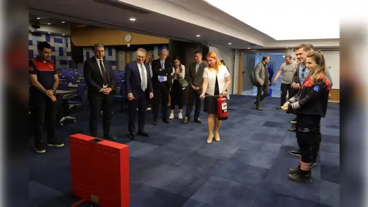 İzmir'de Büyükşehir ve İZTO iş birliğiyle örnek toplantı