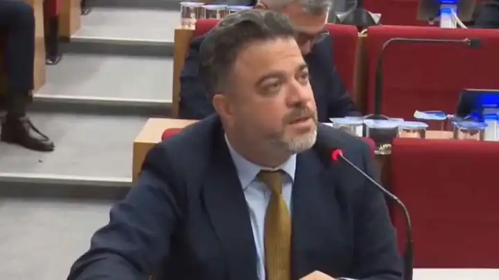 Kocabaş'tan Işık’a yanıt: Menemen Belediyesi'nin sattığı arsa varsa özür dileyeceğim!