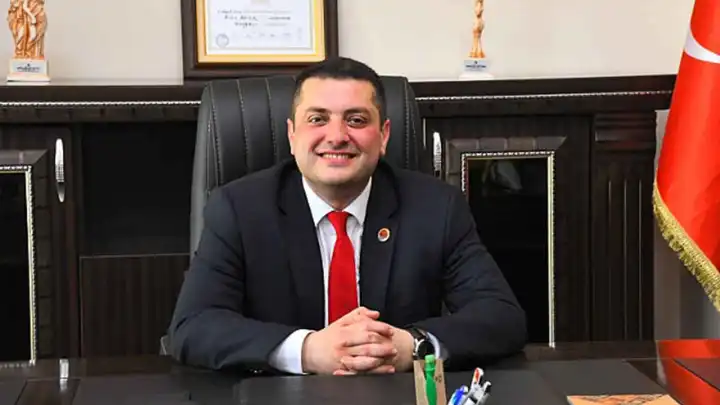 Torbalı Belediye Başkanı Övünç Demir’e sosyal medya engeli