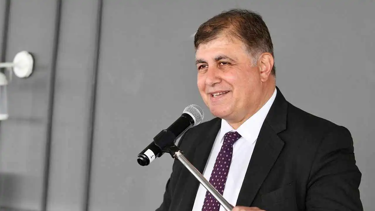 Başkan Tugay duyurdu: İZMAR’a 2 yeni şube  haberinin görseli