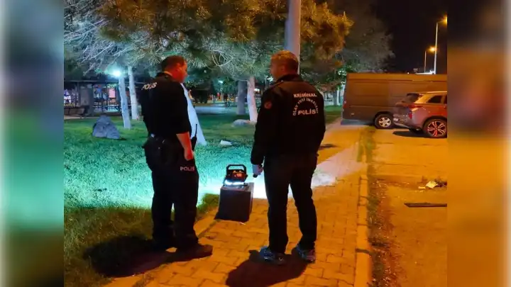 Borç alacak verecek kavgasında kan aktı!
