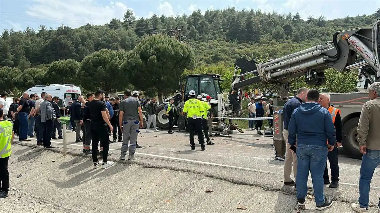 Çanakkale'deki zincirleme kazanın bilançosu artıyor: Ölü sayısı 8'e yükseldi haberinin görseli