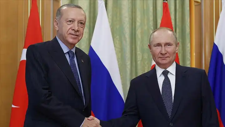 Cumhurbaşkanı Erdoğan’dan Putin’e barış mesajı: Barış görüşmeleri için Türkiye hazır