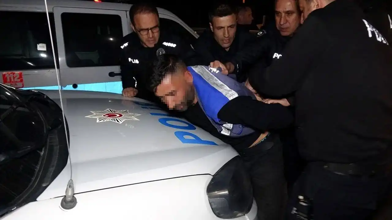 Erzurum'da rekor ceza: 8. kez alkollü yakalanan sürücü 2060’a kadar direksiyon başına geçemeyecek haberinin görseli