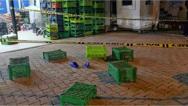 İstanbul'da doğalgaz patlaması: 22 yaşındaki genç 7'inci kattan atladı!