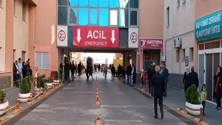 Asonsör boşluğuna düşen işçiden acı haber!
