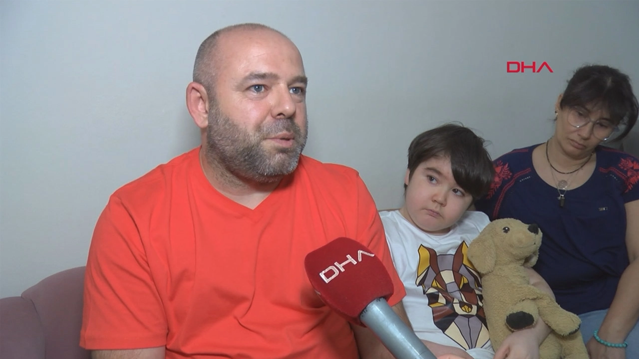 DMD hastası Aras koşup oynamak istiyor başlıklı video haberin görseli