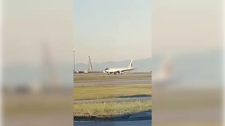 İstanbul'da uçak arızalandı