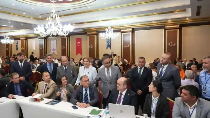 İzmir’de mesleki eğitimin geleceği için çalıştay düzenlendi