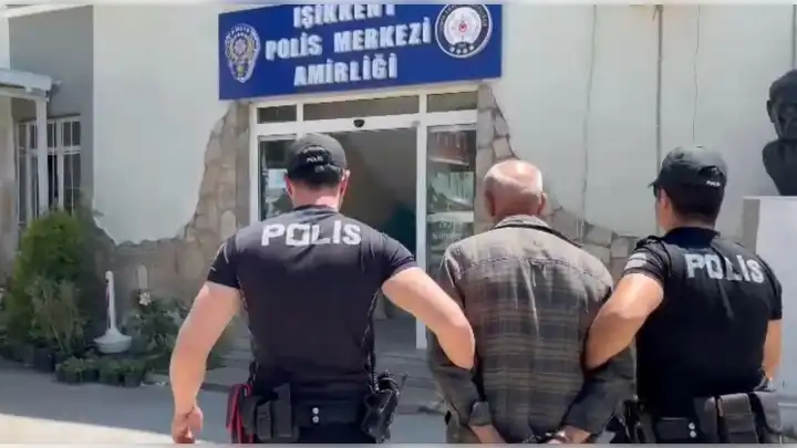 İzmir haber: Hakkında hapis cezası bulunan firari yakalandı