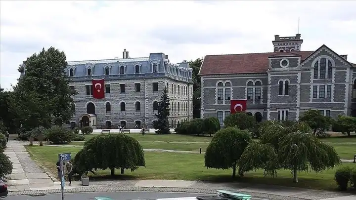 Boğaziçi Üniversitesi karıştı: 13 polis yaralandı