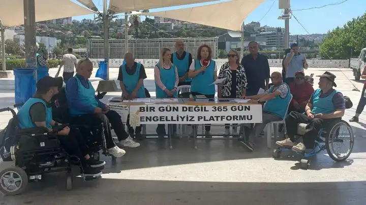 Engelliler hakları için imza kampanyası başlattı